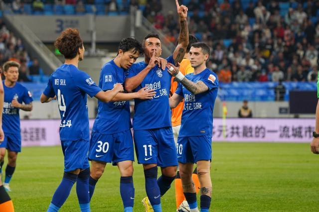 爱游戏娱乐-揭秘三镇四主力单飞幕后 昔日冠军困境中被迫转型